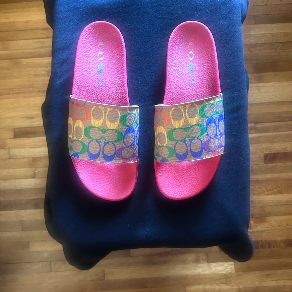 Coach Mens Sandals with Colorful Pattern and Flat Sole